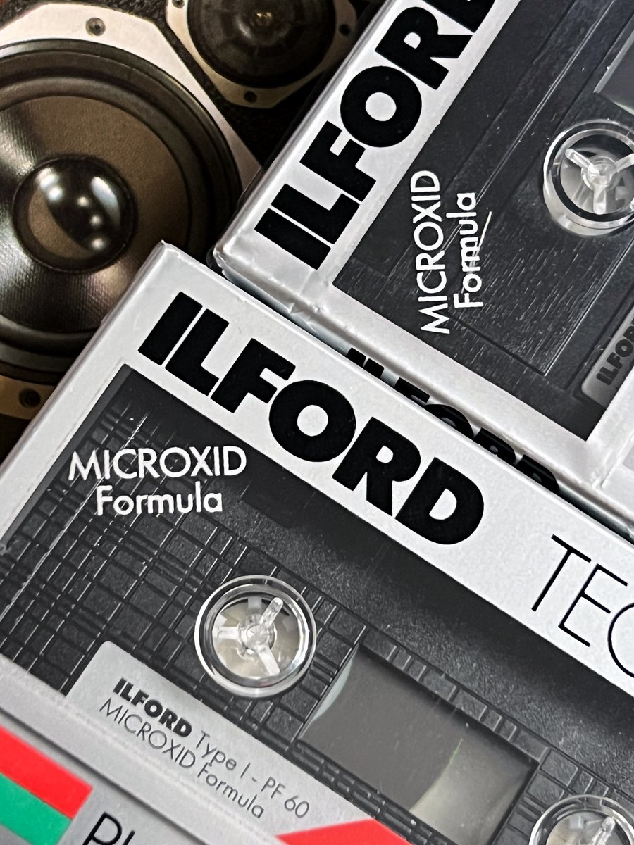 The new #Ilfords in the collection are almost gone, the last new addition to the Pure Ferric model line.
.
#tapesfans #vintageaudio #cassetteculture #cassettetape #compactcassette #cassettecollection #audiotape #audiocassette