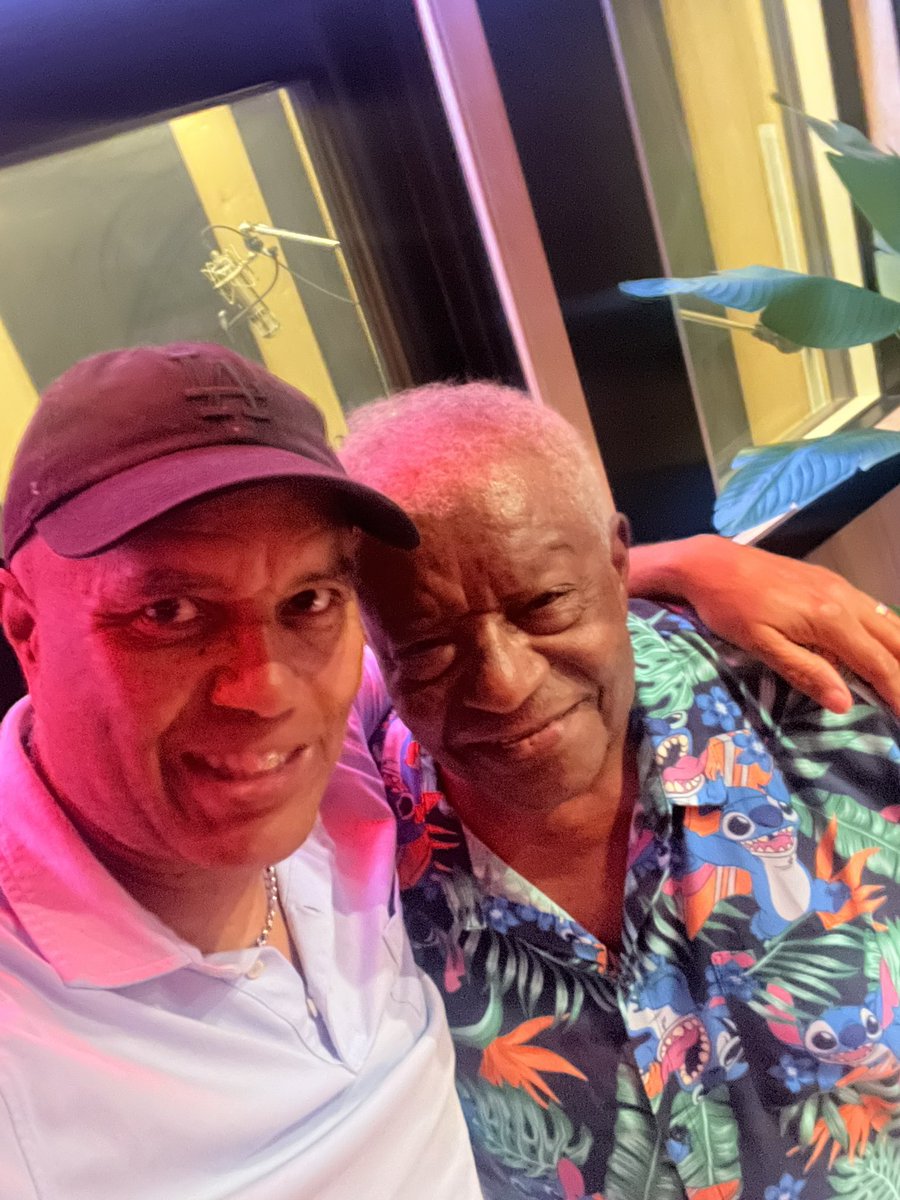 Johnny Britt tweet media