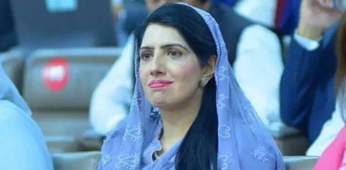 پی ٹی آئی چیف آرگنائزر پنجاب عالیہ حمزہ کو لاہور سے گرفتار کر کے پولیس نے نامعلوم مقام پر منتقل کر دیا ہے۔عالیہ حمزہ کے خلاف جھوٹے مقدمات ہیں۔ سیاسی انتقام کے تحت انہیں دوبارہ نشانہ بنایا جا رہا ہے۔

#PakistanUnderFascism