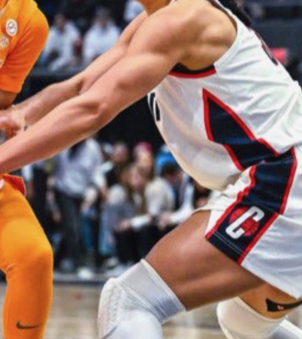 🤍 V 💙 #MARCHMADN35S tweet media