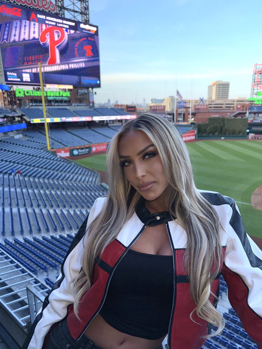 your favorite tweet media