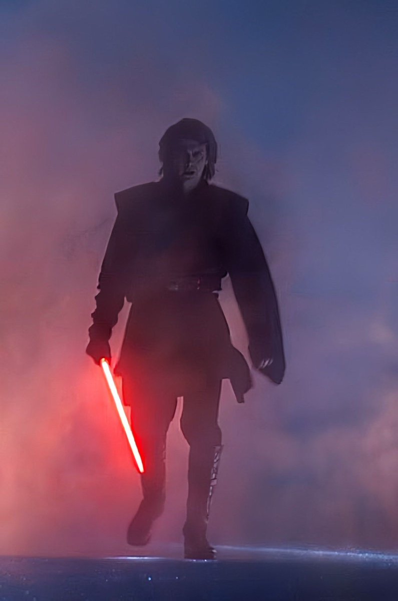 Darth Thunder ⚡ tweet media