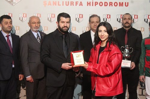 Garip Elğaç tweet media