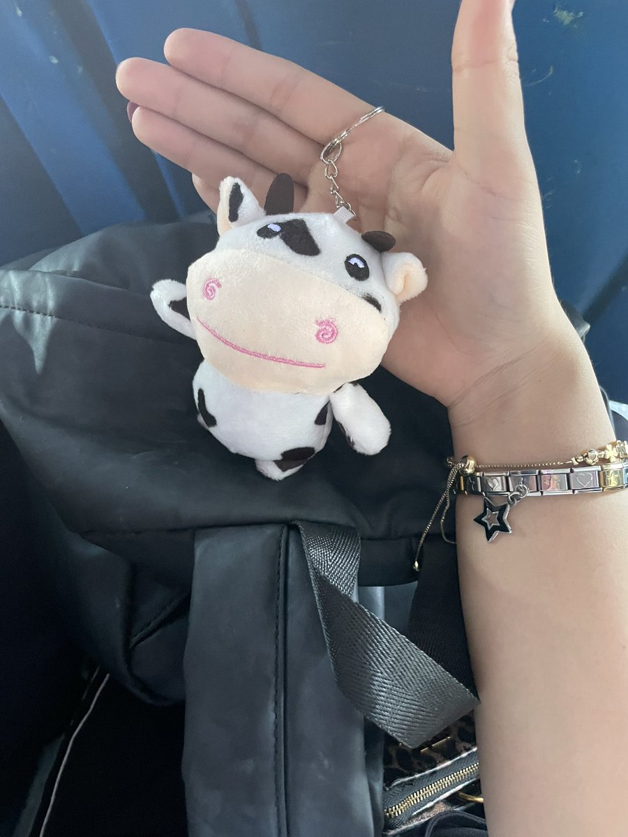 Ary ᧔𐓪᧓ tweet media