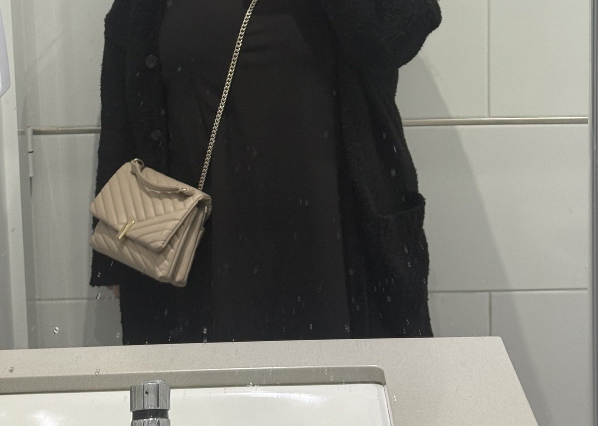 Senia | EDtwt tweet media