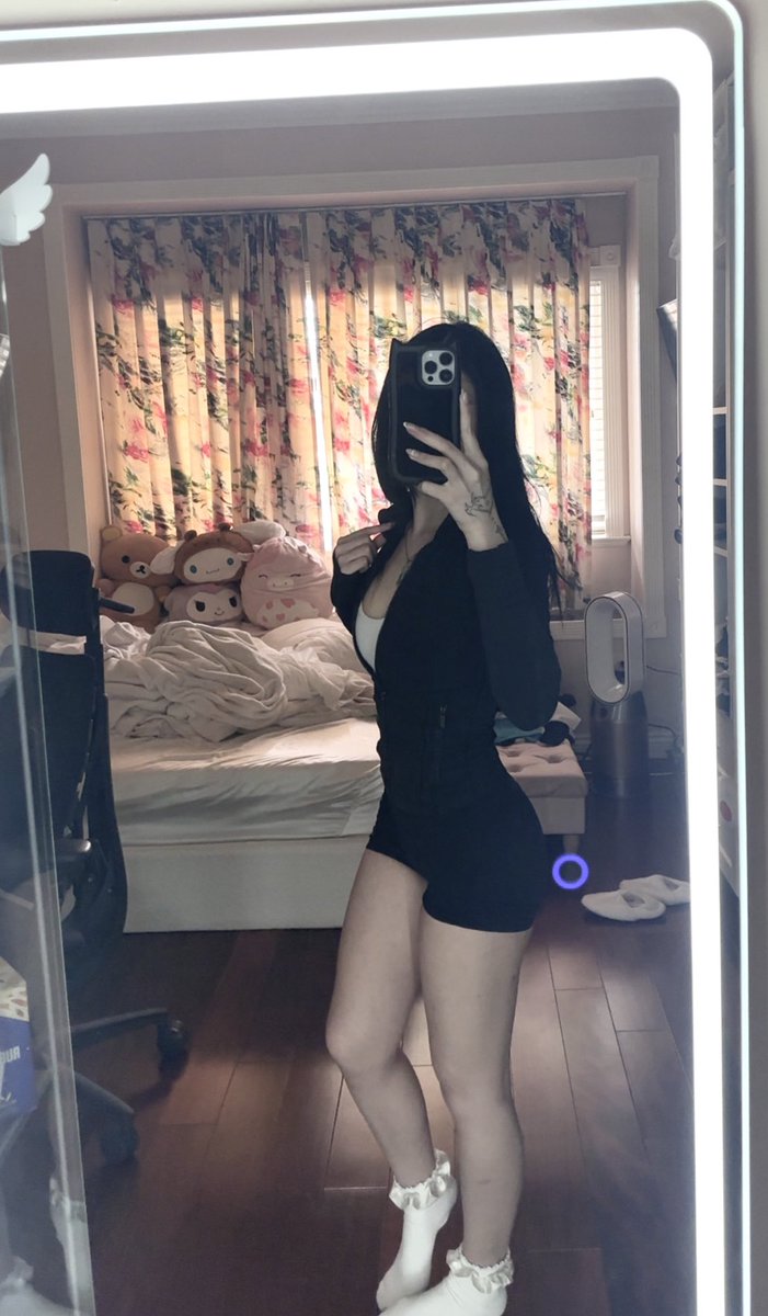 erina ౨ৎ tweet media