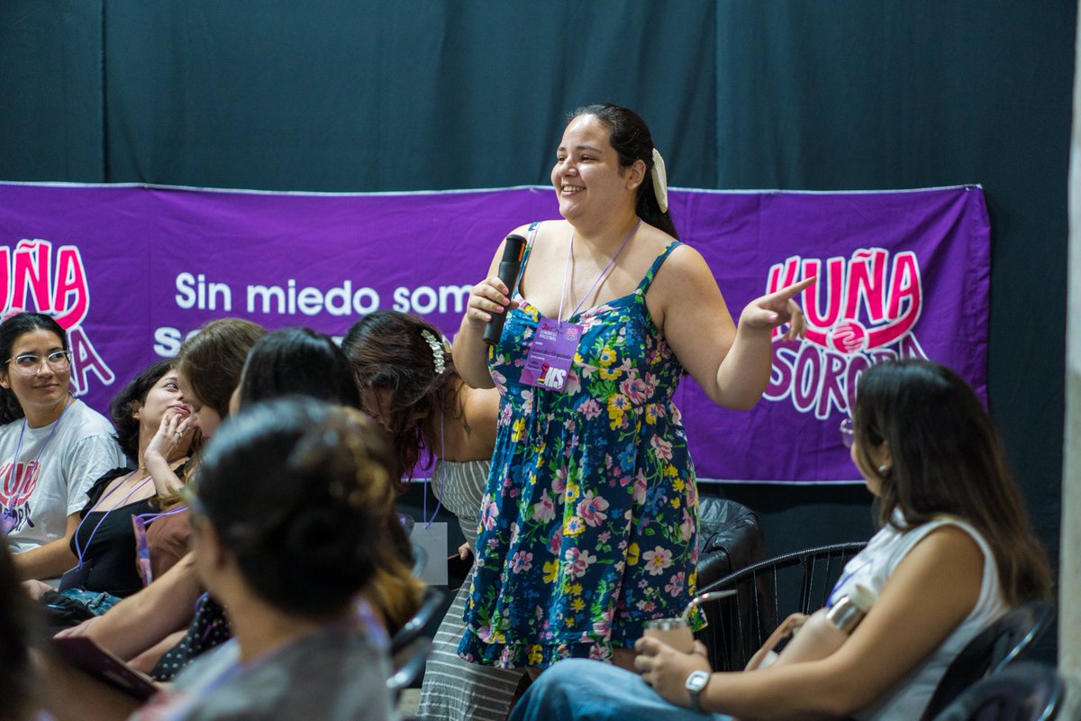K_Sorora's tweet photo. 3ER CONGRESO NACIONAL DE KUÑA SORORA 💜🔥

✨️Convencidas de llevar la lucha a todas partes, te compartimos un poco de nuestra jornada https://t.co/X139jPxL7A