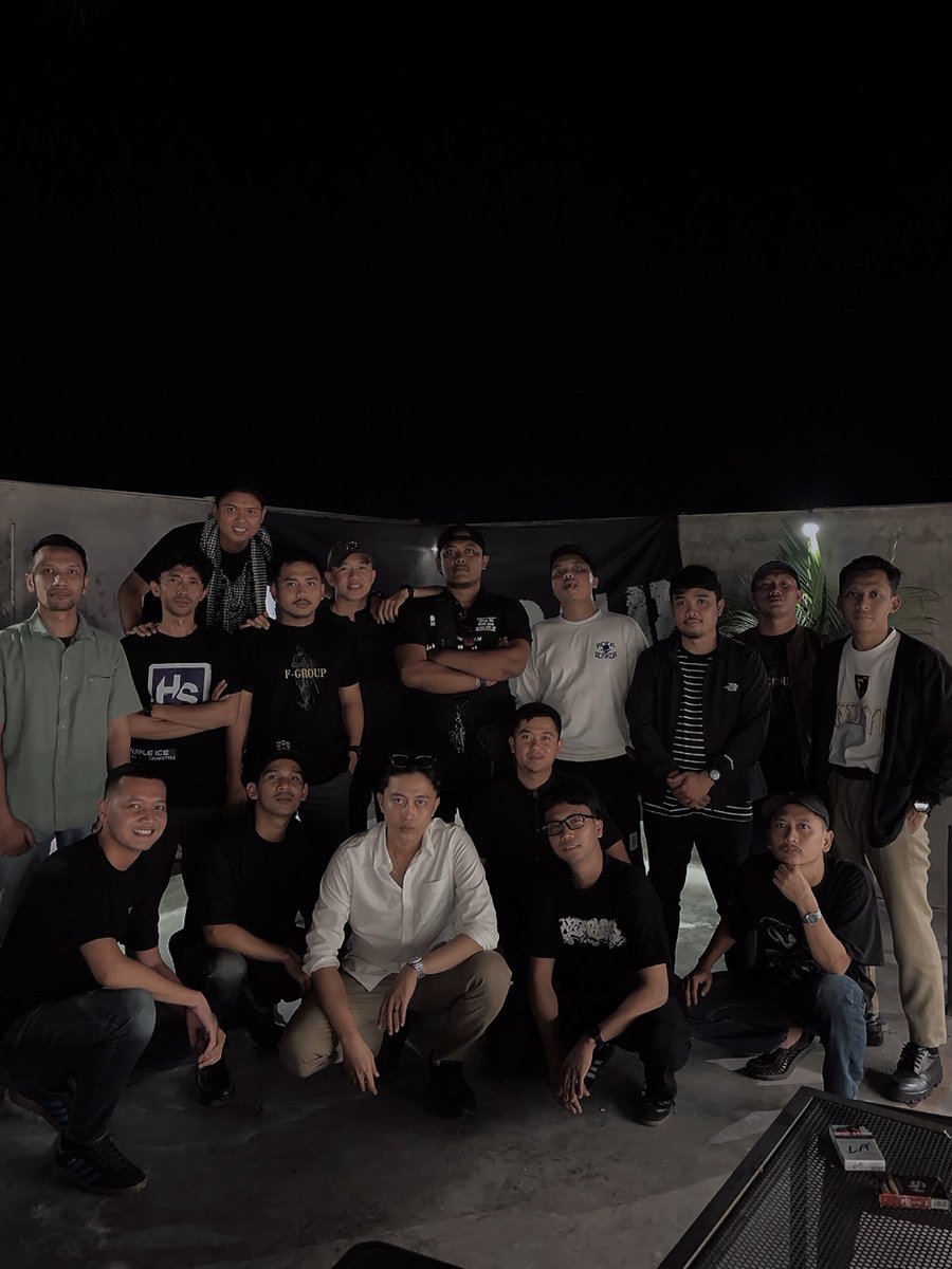 𝒔𝒊𝒓 tweet media