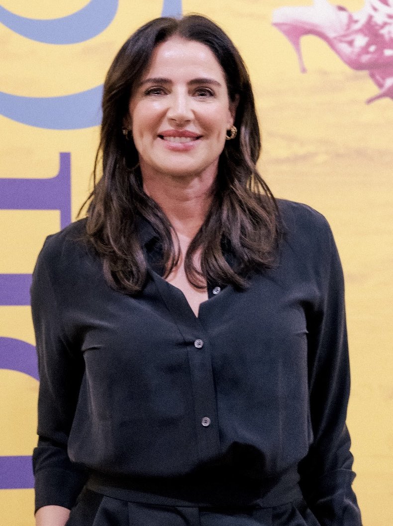 LRanieriUpdates's tweet photo. Luisa al #Bifest 💛 https://t.co/p5paEPRp4J