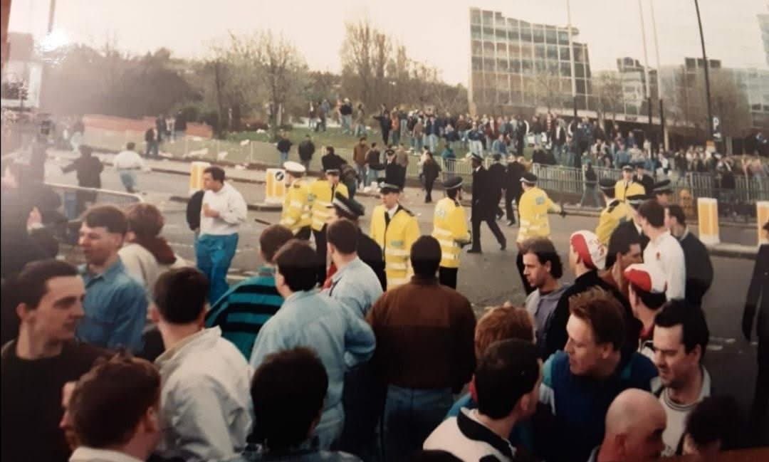 FootballAwaydays tweet media