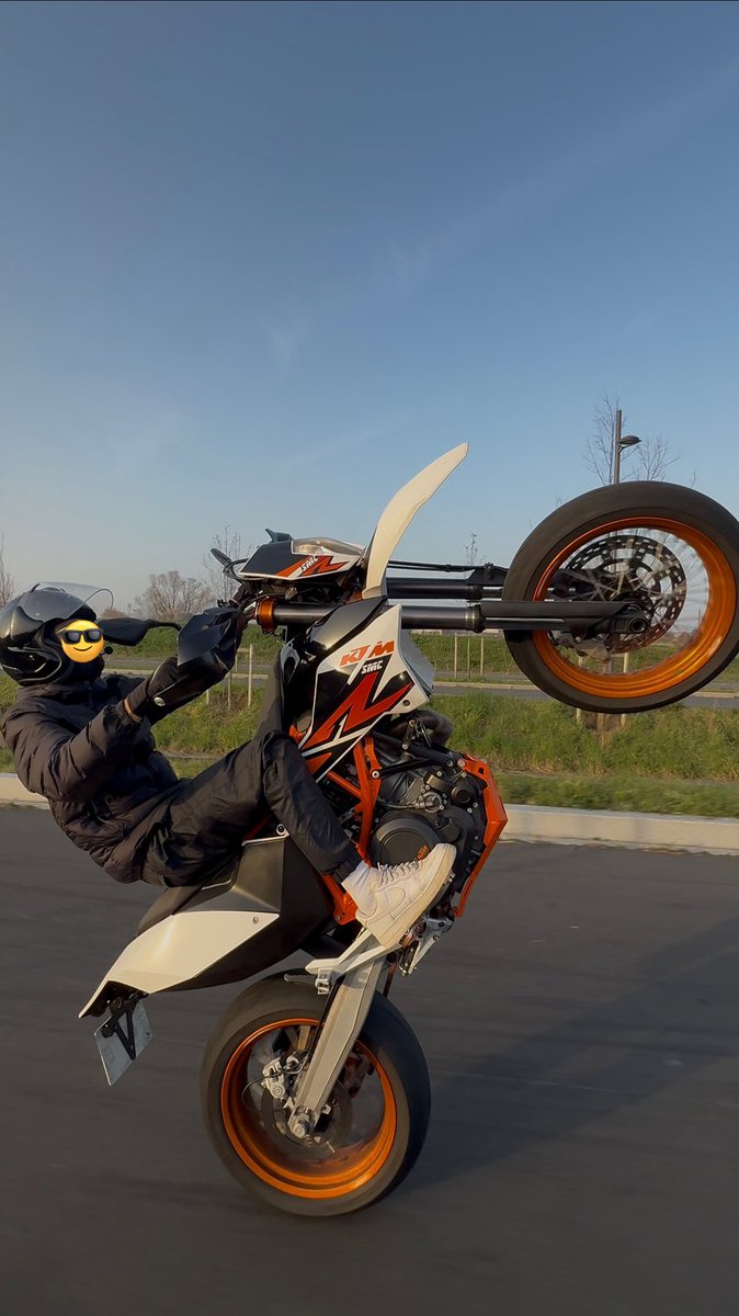 zero mala tweet media