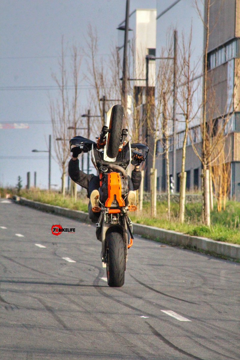 zero mala tweet media