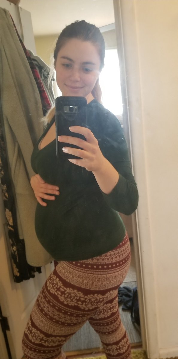 milfyoudesire's tweet photo. It's only been a couple of months since I gave birth to my 3rd child and I miss being pregnant again.

Anyone can volunteer to get the job done. 🥰 https://t.co/R8BuP38Klq