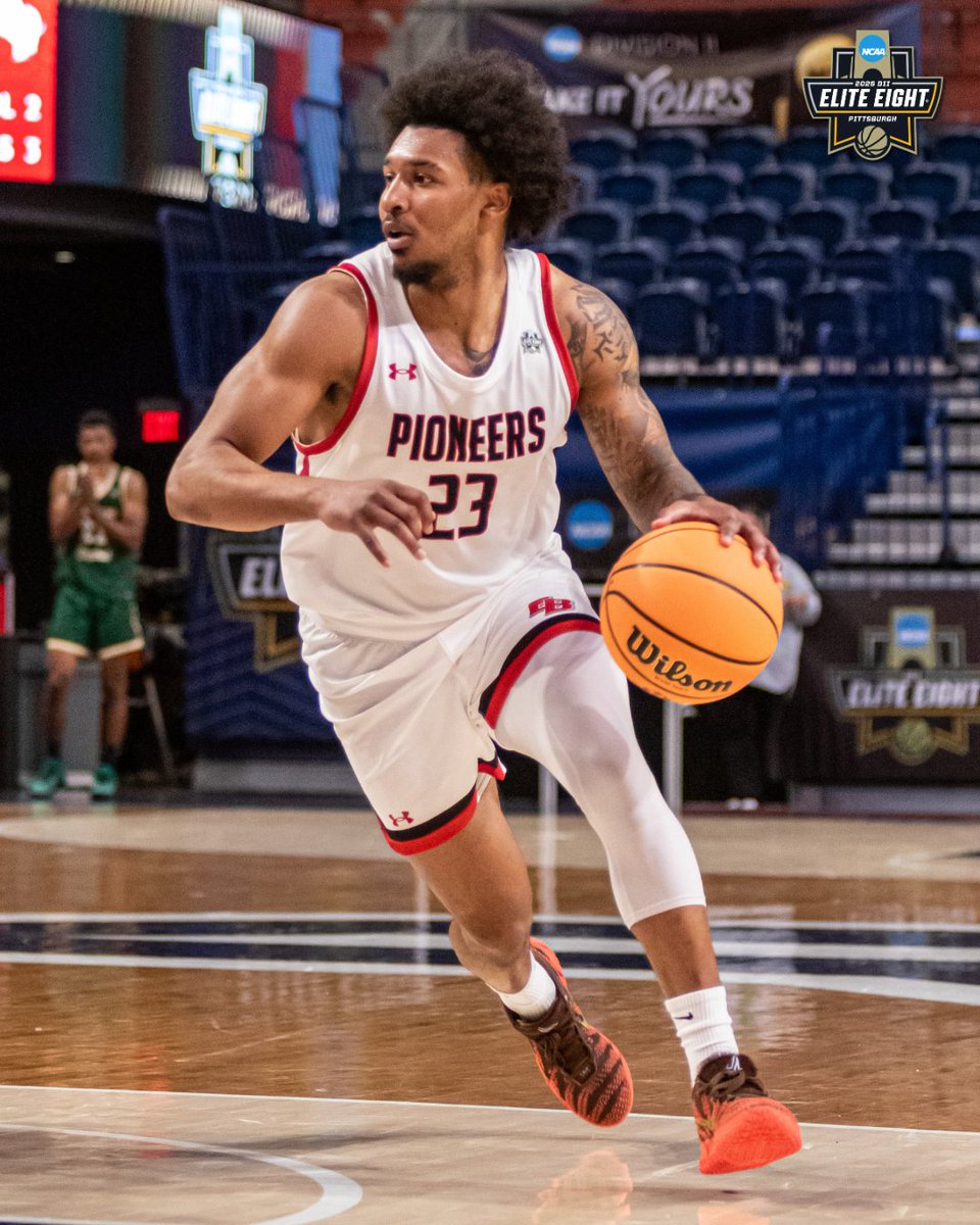 EastBayPioneers's tweet image. The No.2⃣Pioneers fall 78-53 to No. 7⃣Oklahoma Baptist in the Elite Eight. 

They finish the season 33-1 overall. 

What. A. Year.

#bEBold | #ncaadii