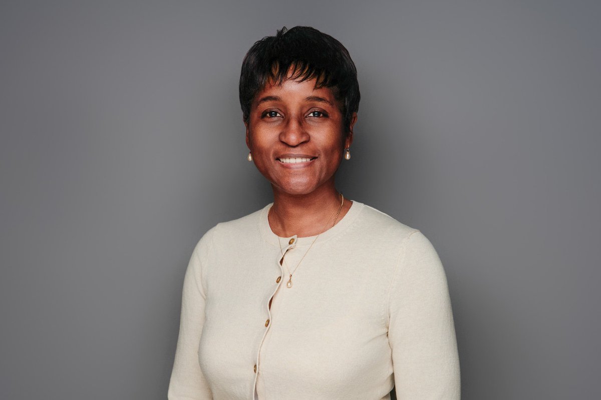 JamaicaHospital's tweet image. This month we are proud to shine our #EmployeeSpotlight on Lisette Drummond ow.ly/Zoya50Ywjql