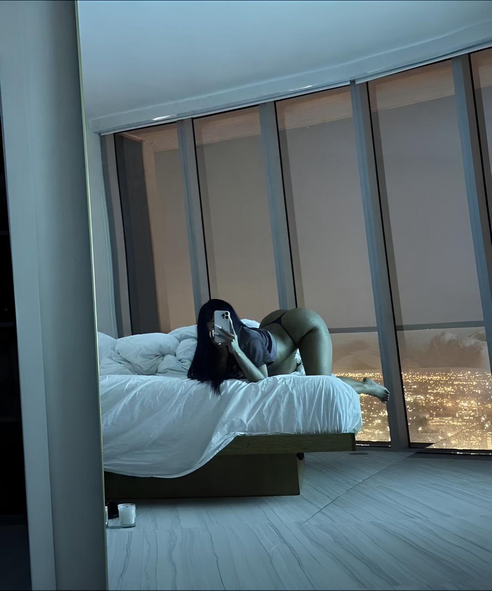 شّـيماء. tweet media