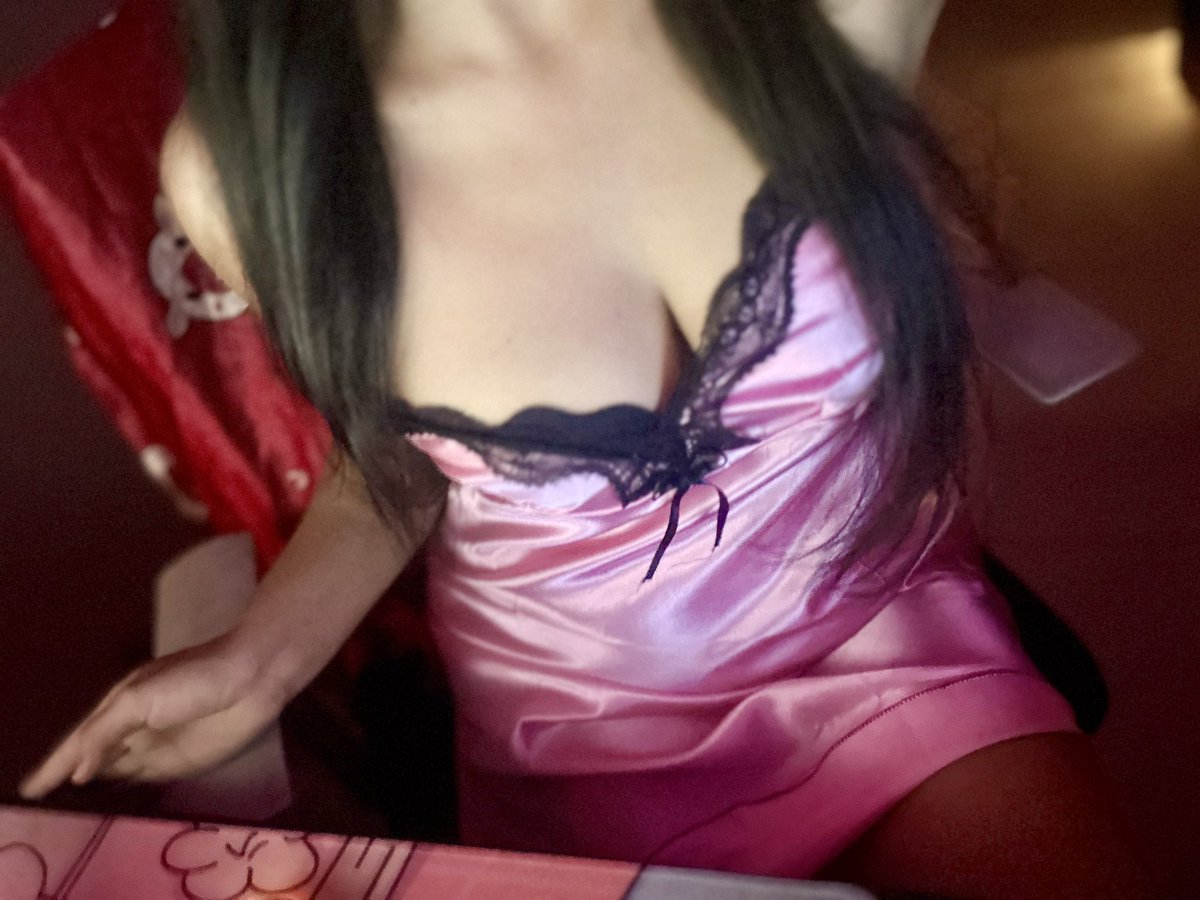 สตอวเบอรี่ tweet media