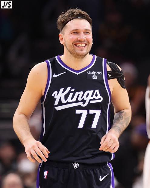 𝙈𝙖𝙧𝙘 tweet media