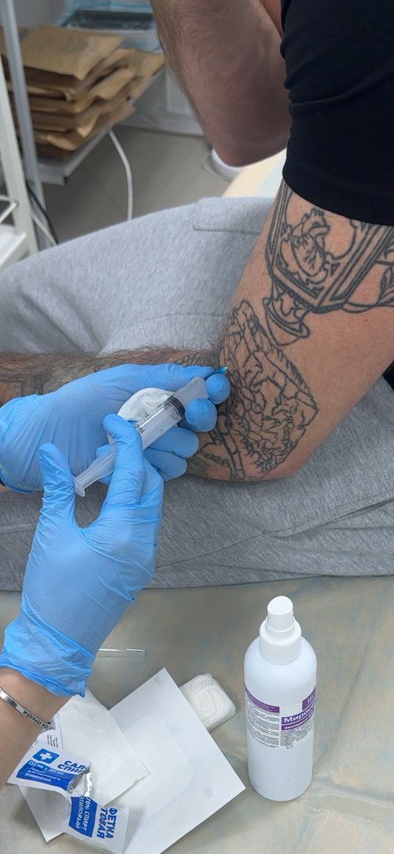 я денис, а ты че? tweet media