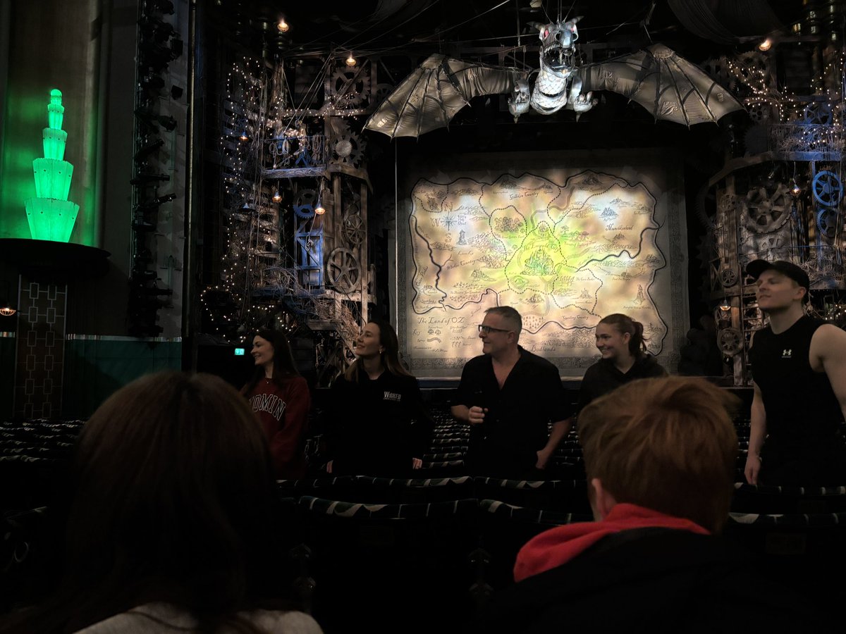 ETA_HUB's tweet photo. Incredible Meeting the actors from Wicked learning about the production and an incredible show seeing Wicked https://t.co/OMvujR3iPe
