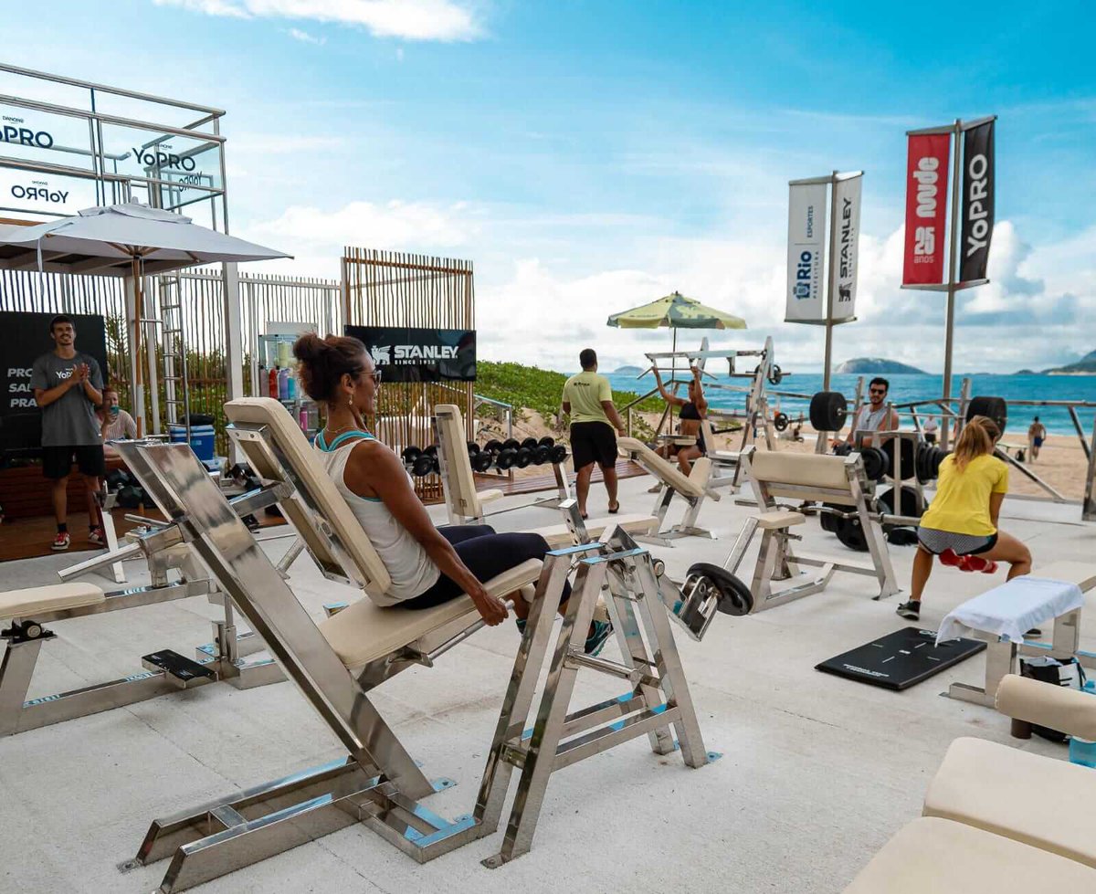 Mundo Azul 1983 tweet media