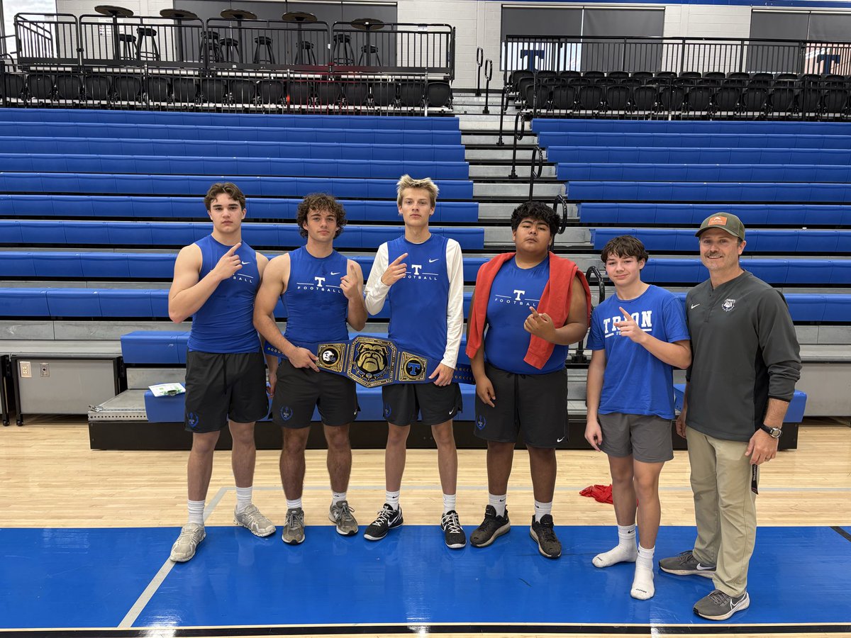 TrionFootball1's tweet photo. Competition #7 winners. Handball champs. 
Go Dogs!!! 🐶🔵⚪️ https://t.co/UyqPflxgt7