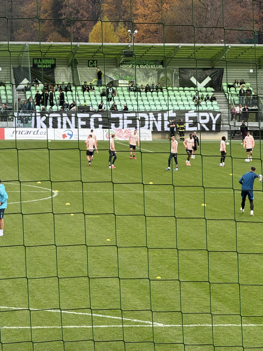 🅟🅔🅣̌🅐🅢 tweet media