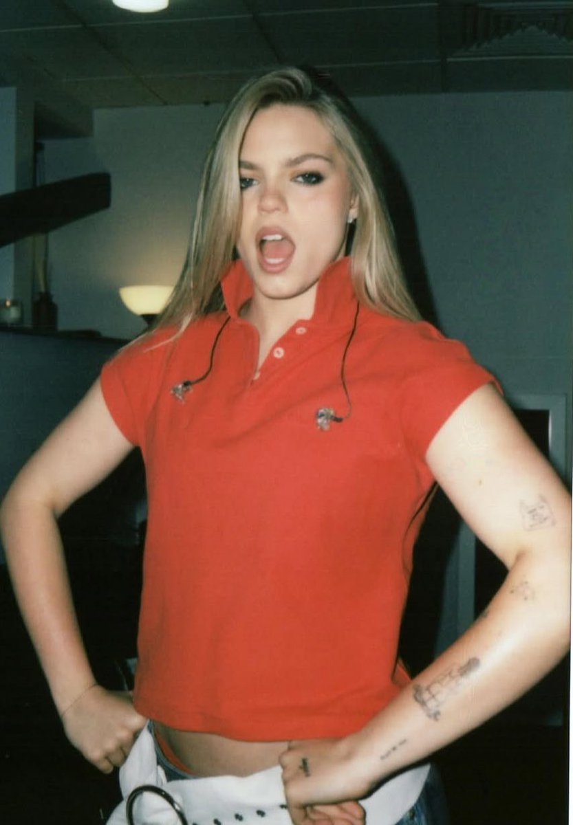 every day reneé rapp ★ tweet media