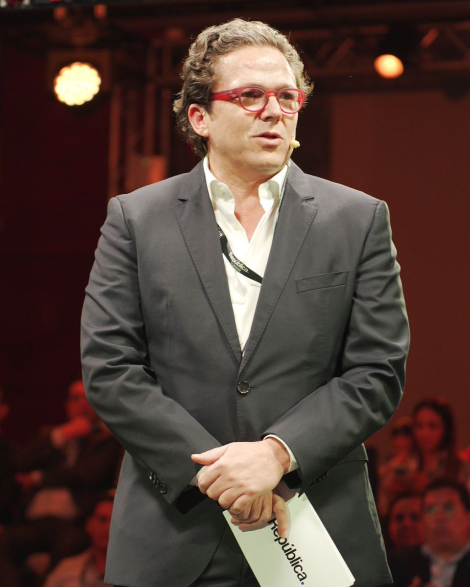 República. tweet media