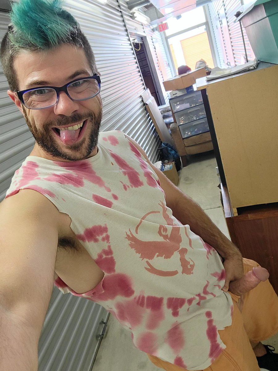 PrismaticPup 🏳️🌈~20K~🐶 tweet media