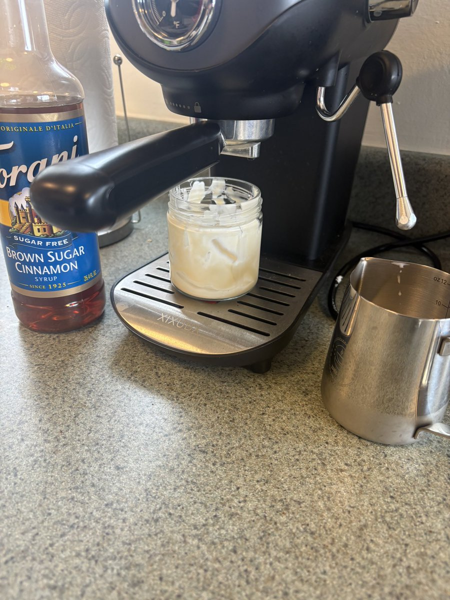 emily bengaltiger 🐱❤️‍🔥 tweet media