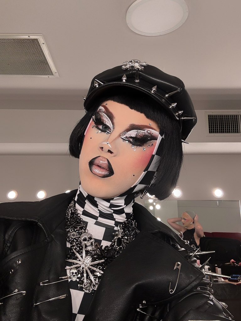 Lydia B Kollins tweet media