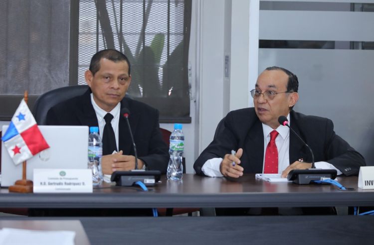 Semanario La Universidad tweet media