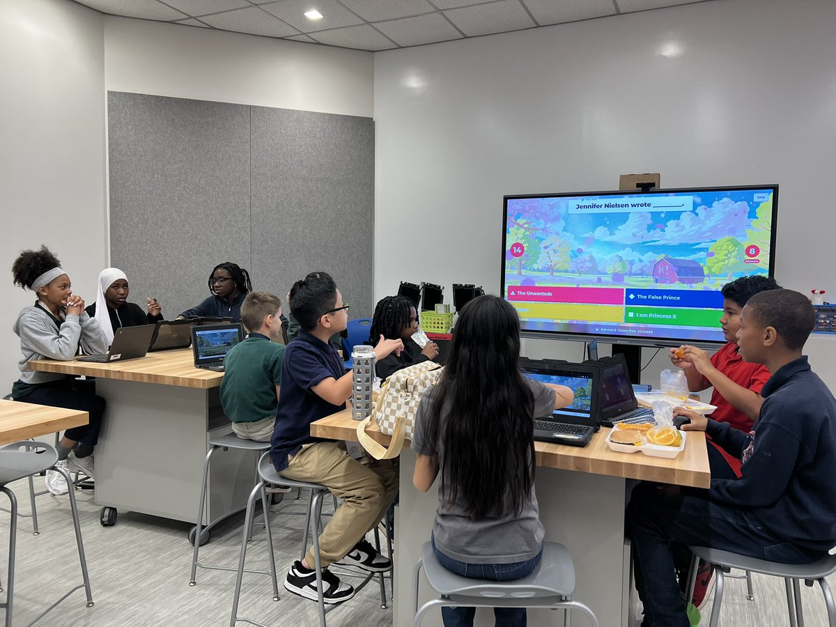 MillerIntLib's tweet photo. Battle of the Books kiddos have been working on memorizing titles and authors! 💻 @MillerMavsAISD @Alief_Libraries https://t.co/qlqNsmtqR1