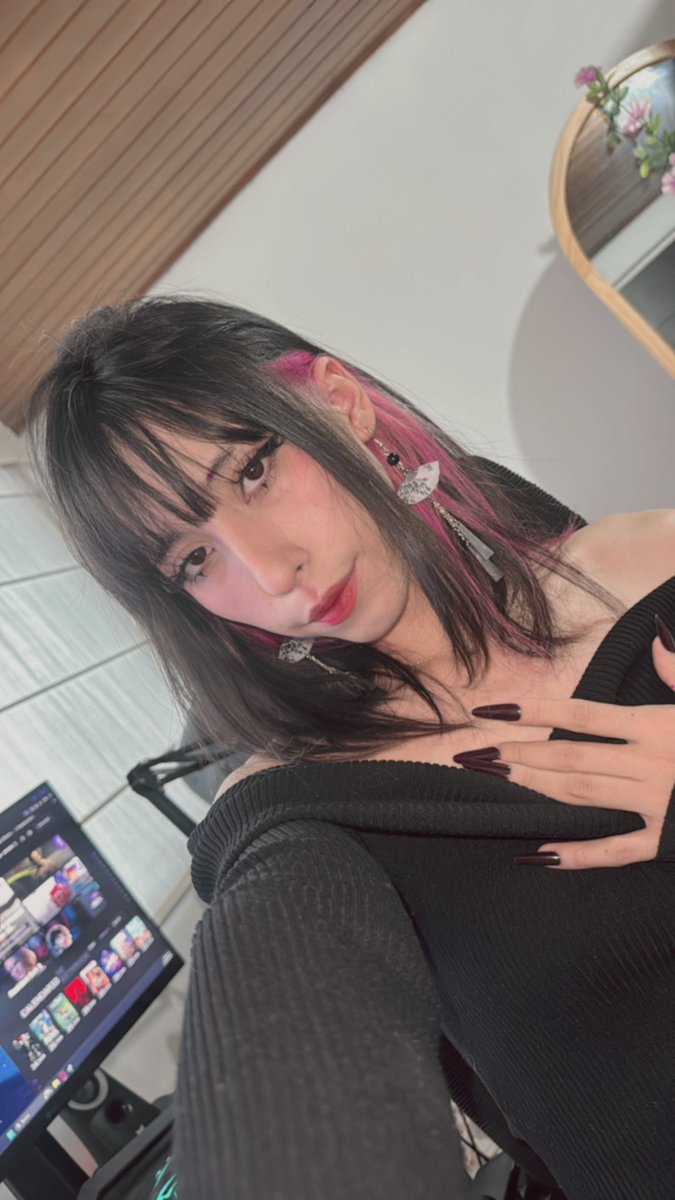 EmetSuki tweet media