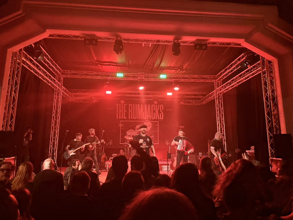 Lukáš Bizoň tweet media