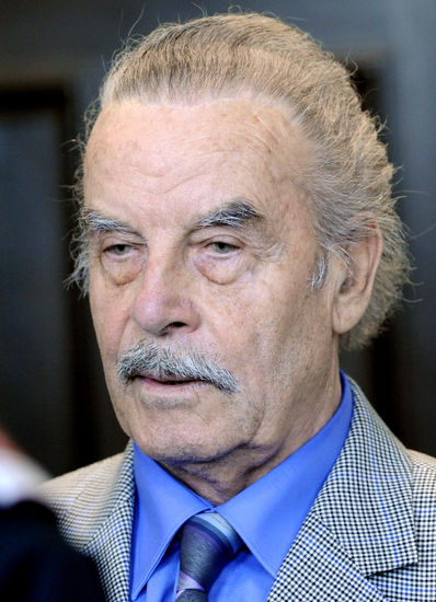 Daniel B tweet media