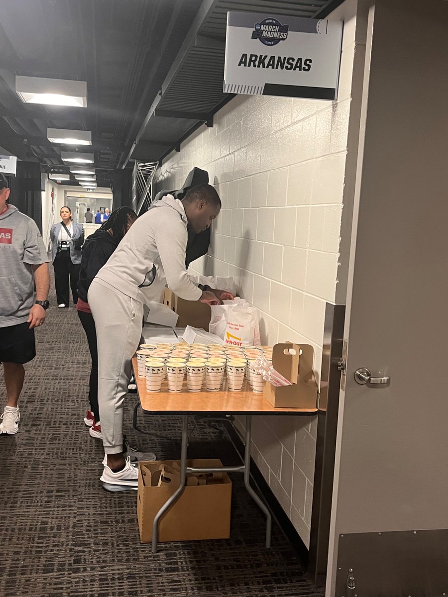 Thomas Dunn tweet media