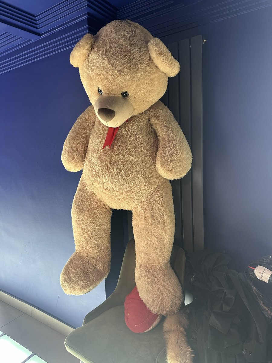 Mr Handy tweet media