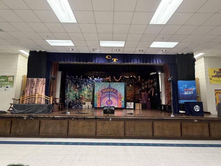 CampTaylorES's tweet photo. Camp Taylor's production of Willy Wonka kids is happening tonight March 25th and Friday night March 27th at 5:30 p.m.  Come out and support our students hardwork!!  @CampTaylorES @JCPSZone2 https://t.co/SoiqdpfYp4