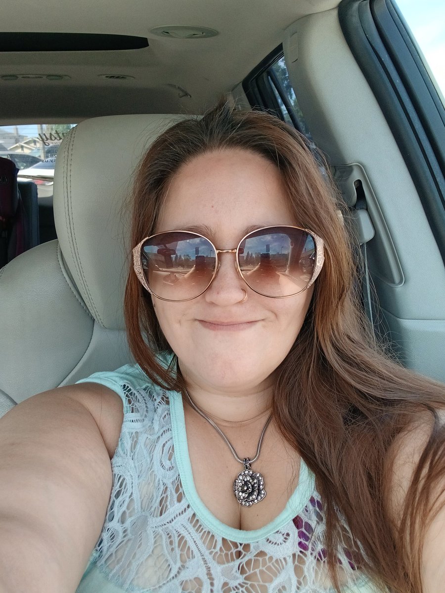 Lady Bellatrix tweet media