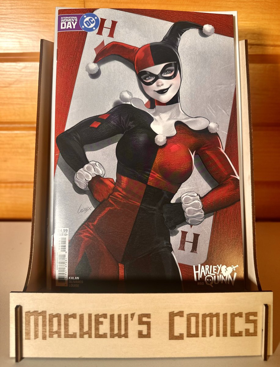 MachewsComics's tweet photo. Next in the booth π₯π₯
Harley Quinn #60 π
Had to grab all 4 covers ππ¦
#HarleyQuinn #HarleyQuinn60 #WomensMonth #DCComics #ComicBooks #LCS #SpecBooks https://t.co/8NdyoB6ygw