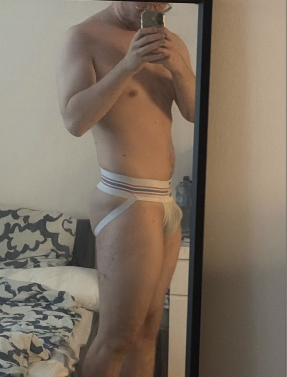 Sebastian tweet media