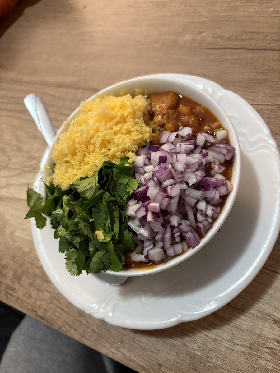 Pražská zrzka tweet media