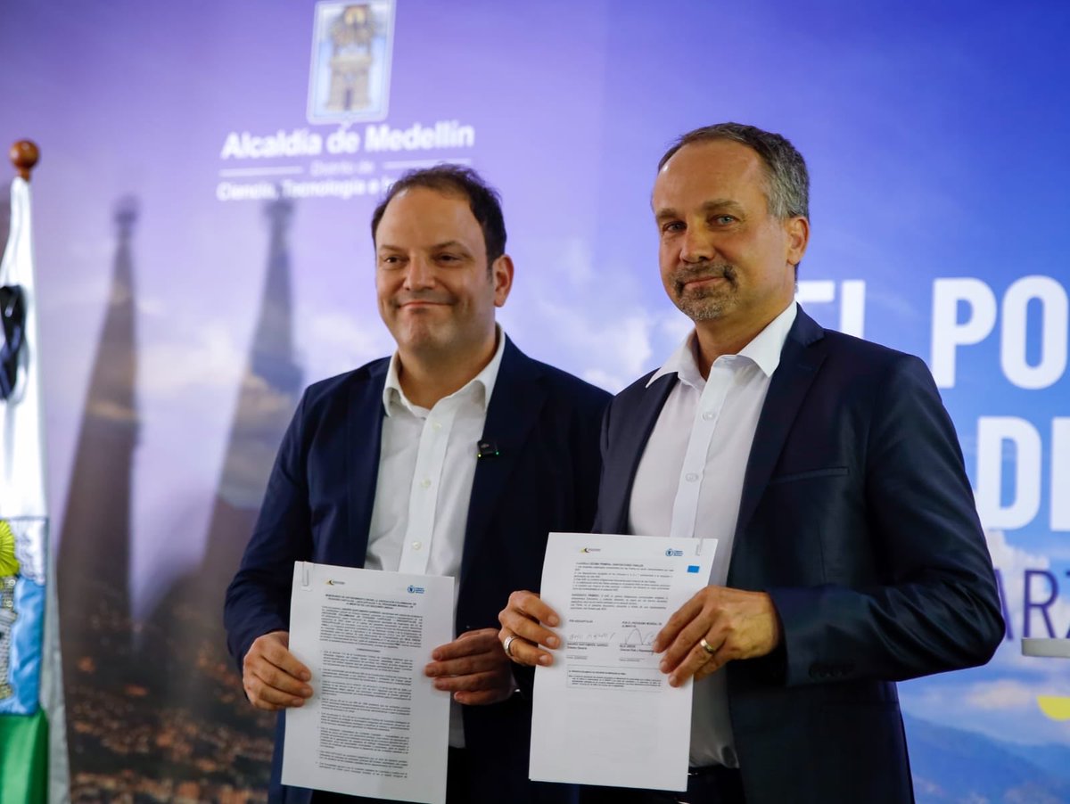 Director Programa Mundial de Alimentos en Colombia tweet media