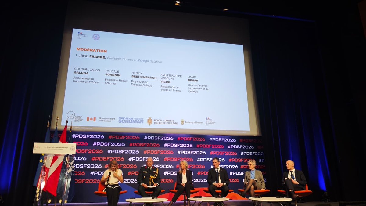 FDS_Forum's tweet photo. #PDSF2026 – Table ronde sur les enjeux stratégiques du Grand Nord
Dans le cadre du #PAFC26 et du Paris Defence and Strategy Forum (PDSF), nous avons eu le plaisir de co-organiser une table ronde à l’Amphithéâtre Foch consacrée à :
➡️ La défense de la souveraineté territoriale et la sécurisation des ressources stratégiques dans le Grand Nord
Cette session a réuni des intervenants de haut niveau comme des représentants des communautés stratégique et académique et des experts des enjeux de souveraineté et de sécurité dans l’Arctique.
Parmi les intervenants, nous aurons la chance d'avoir les points de vue et analyses de David Behar (CAPS, Ministère de l'Europe et des Affaires étrangères), Henrik Breitenbauch (Forsvarsakademiet), l'attaché de défense canadien Jason Galuga, la directrice général de la fondation Robert Schuman Pascale Joannin et l'Ambassadrice de Suède en France
Caroline Vicini (Ambassade de Suède en France)
Modération : Ulrike Franke, PhD
Un grand merci à l’ensemble des intervenants, partenaires et participants pour leur engagement et la qualité des échanges.
Sylvana Al Baba Douaihy , Anne Ausfelder , Inès Avat, Flavien Berwick , Benjamin Billy , Frédéric Dion , Johanna Aurélie D. , Benjamin Pfannes , Emilie Sauriol , Dimitri Jalocha
#PDSF #PAFC26 #Arctique #Stratégie #Défense #OTAN #Géopolitique
Paris Defence and Strategy Forum Fondation Robert Schuman Institut de recherche stratégique de l'Ecole militaire (IRSEM) Association France-Canada Women in International Security Canada Women in International Security Deutschland e.V. – https://t.co/Aj9zjvJB6u North American and Arctic Defence and Security Network (NAADSN) Observatoire de la politique et la sécurité de l’Arctique (OPSA) CCÉAE - Centre canadien d'études allemandes et européennes
Teodora MOROSANU Laurent Borzillo, Ph. D / Docteur en science politique, Côme Lécossais Léa Pérémarty Clémence Souesme