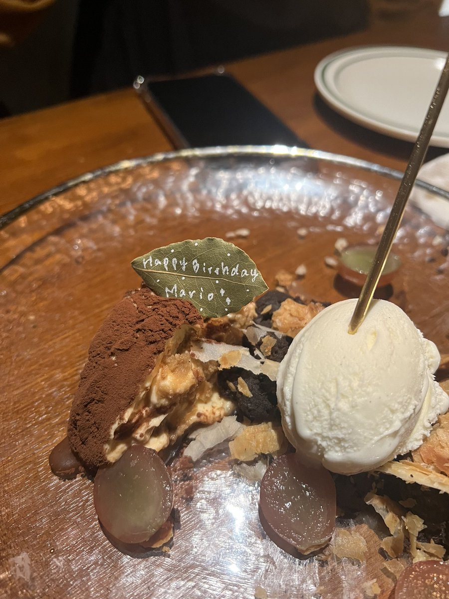 mapio_dayo_'s tweet photo. ここの店全く関係ないけど友達が頼んでくれた誕生日プレートがマヒロじゃなくてマリオになったことある https://t.co/6egxwR5fBO