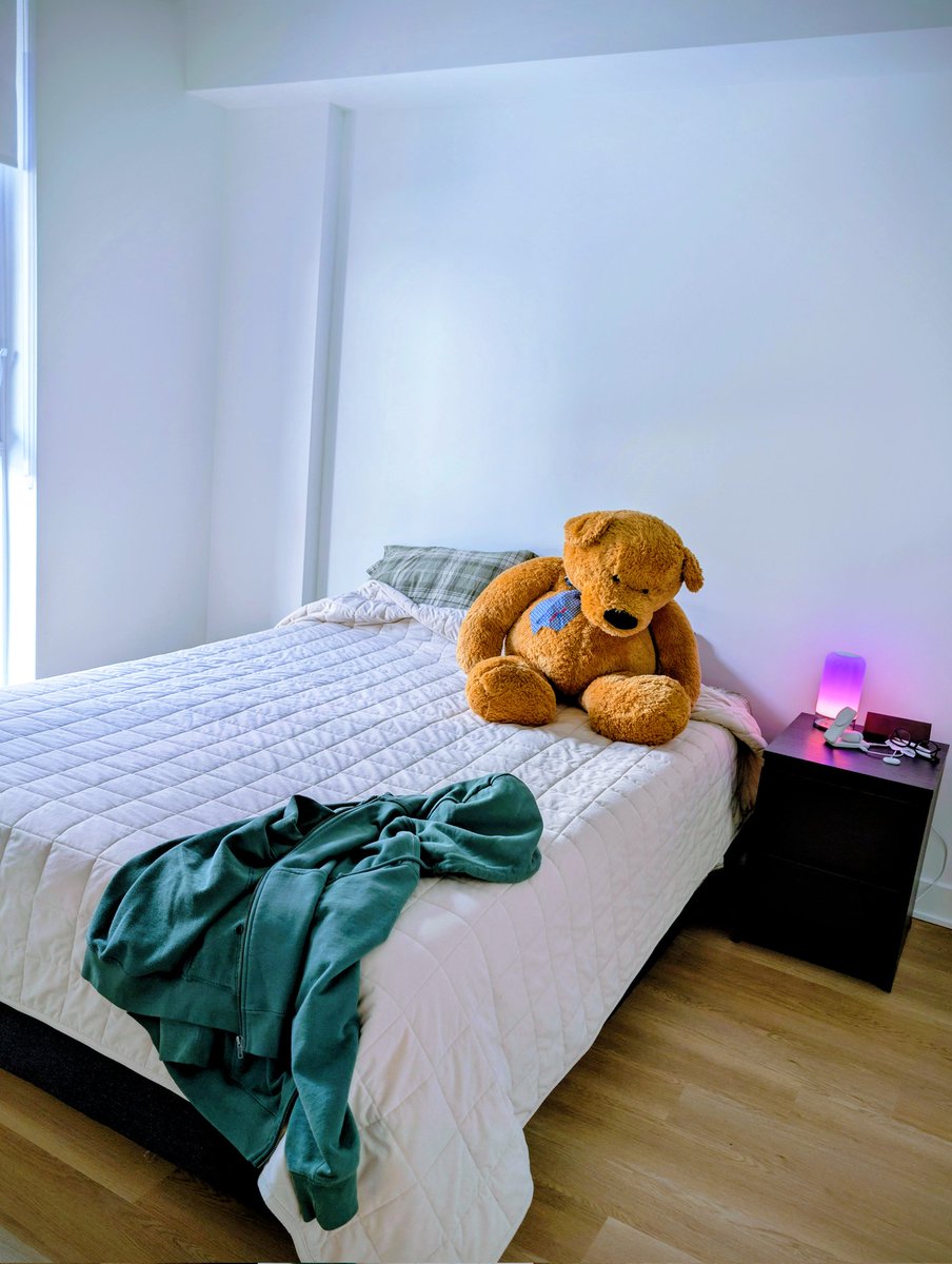 MtlCub77's tweet image. The big move is DONE! 📦🏁 
​Huge thanks to @GeminiApp for keeping my logistics tight while I focused on the heavy lifting. 

Now, time to officially crash with Martineau. 🐻😴
More tomorrow...
​#TeamPixel #Montreal #MovingDay #GayVillage @GoogleCanada @madebygoogle