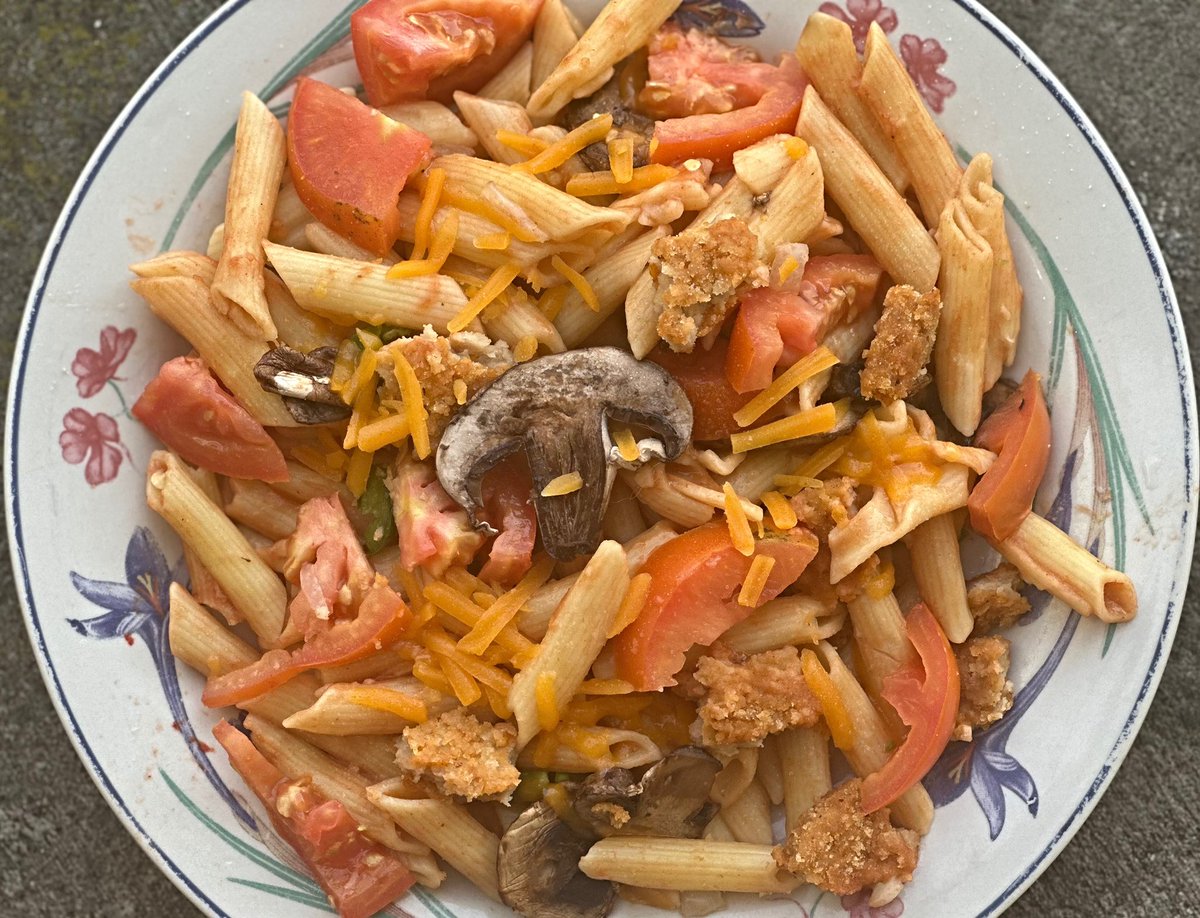 Robotvirgin's tweet photo. Pasta with Boca Spicy Vegan Chicken!

.
.
.
.

#pastalove #pasta #pastalover #veganchicken #chickn #bocaburger #veganmeat #vegancheese #cheeze #vegan #veganfood #plantbased #veganism #veganfortheanimals #portlandvegans #govegan #vegandinner  #veganitalian #pastalover #pastaislife https://t.co/DW5gRQ4ybg