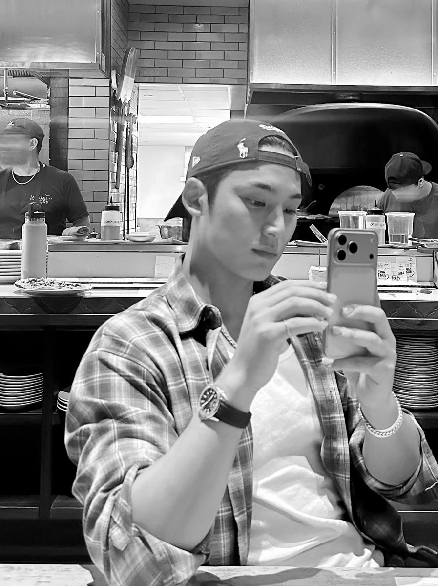 𝚂𝚒𝚖𝚘𝚗 tweet media